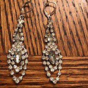 Beautiful earrings with matching hair accessories
